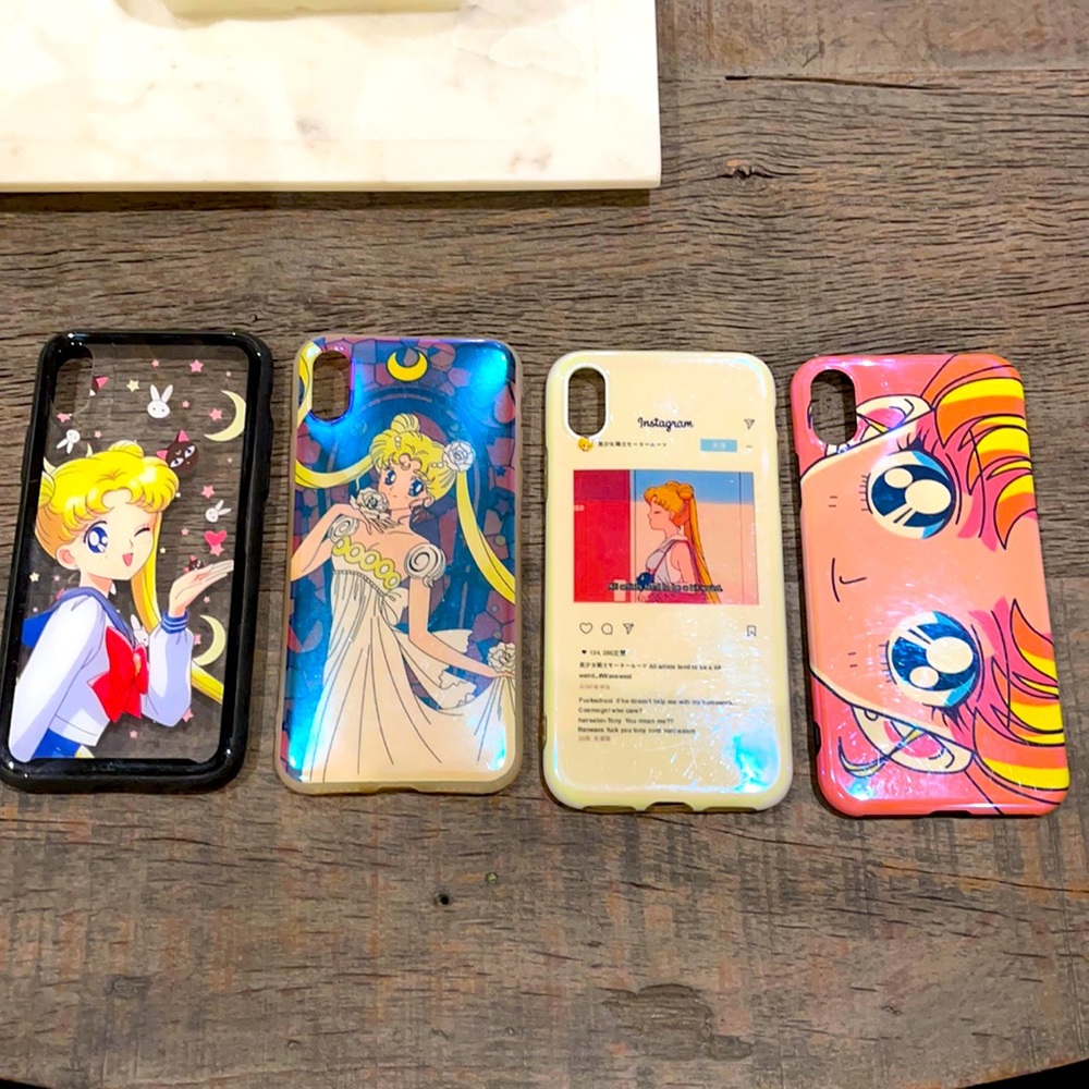 Bundle of 4 iPhone X cases